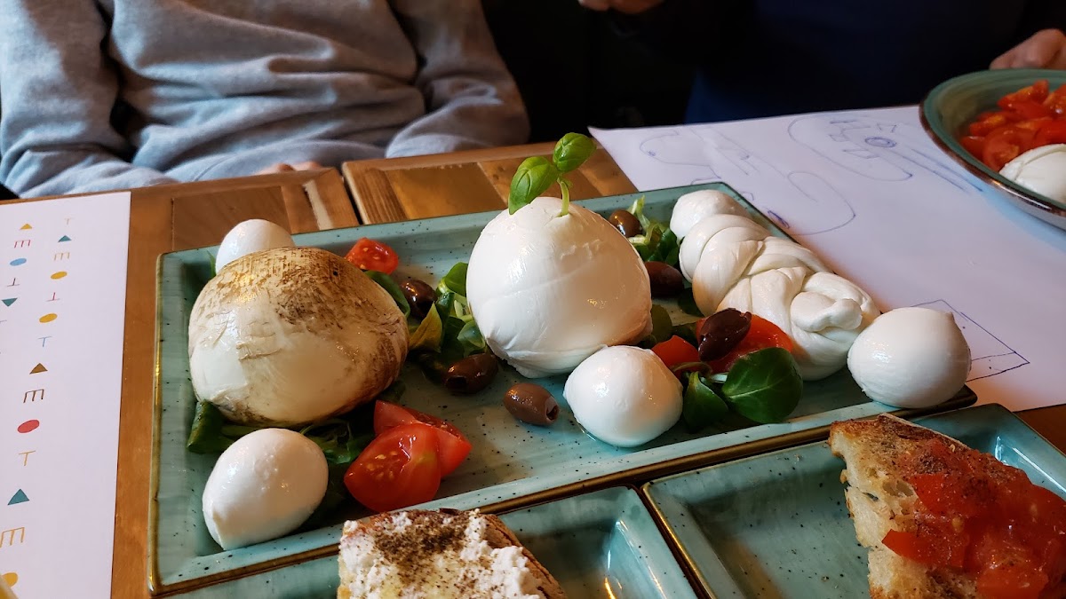 Tamo Mozzarella Bar-8